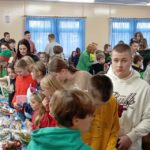 SP16 - kiermasz świąteczny